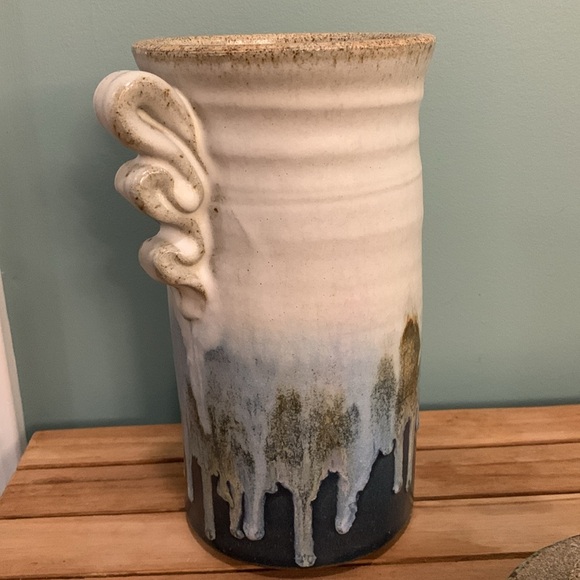 Handcrafted, Heavy Stoneware Vase with Lid - Picture 12 of 17
